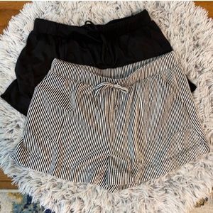 Set of 2 // Knit Shorts